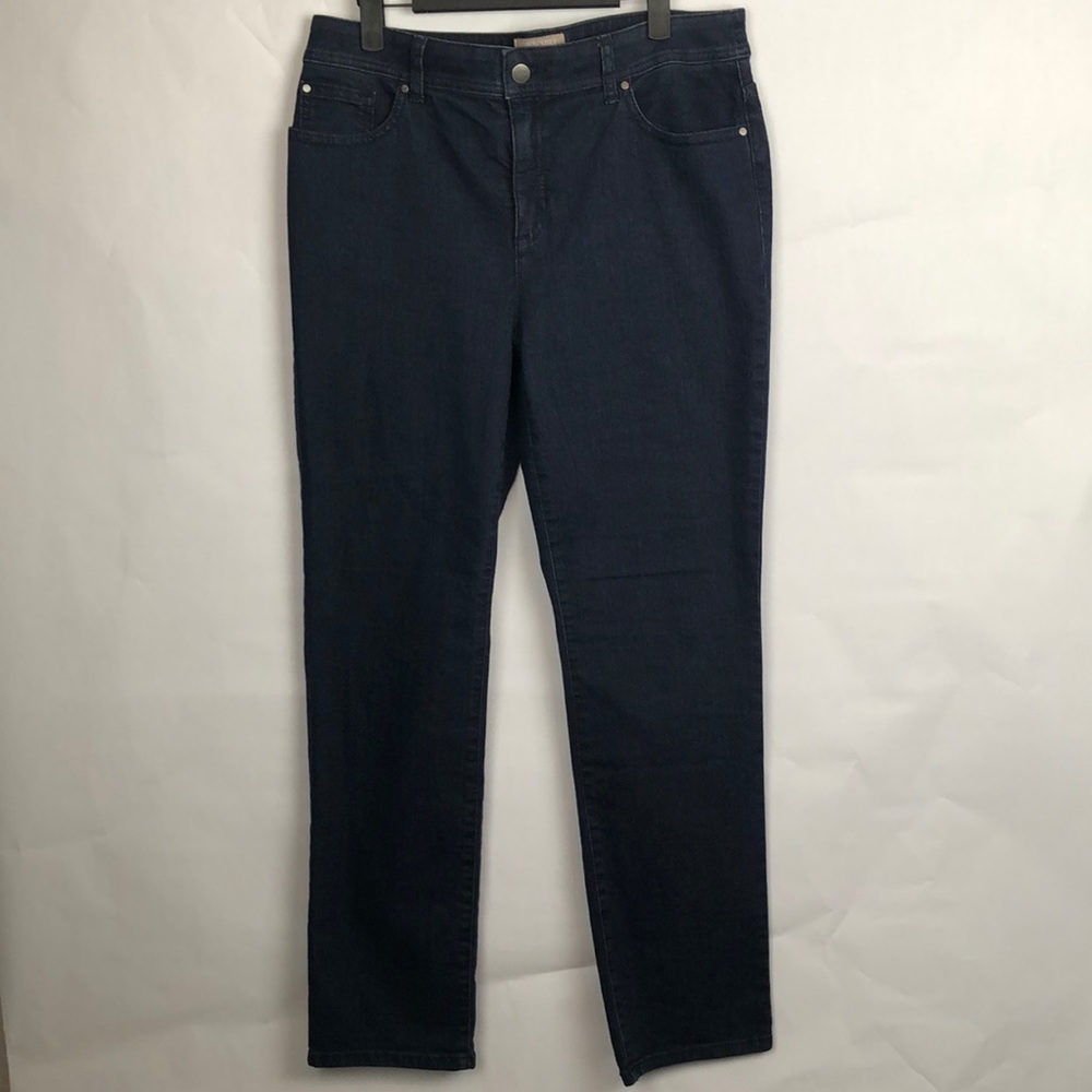 Chico's Fabulously Slimming Jeans Size 8 Short